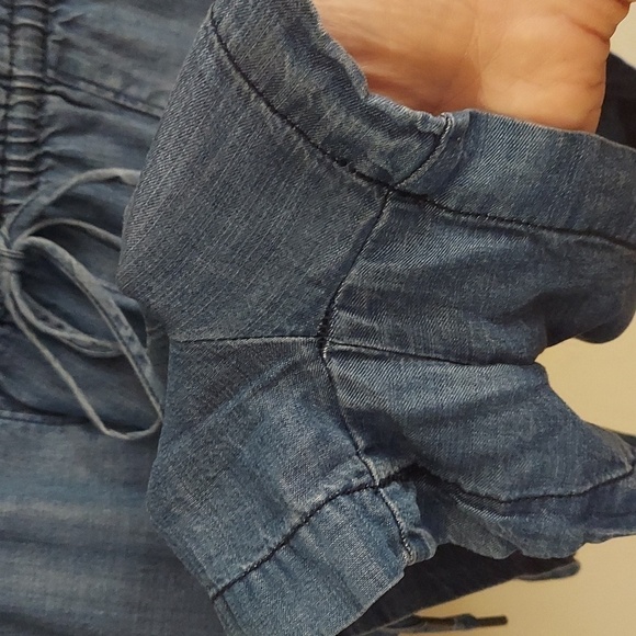 LOVESTITCH Chambray Sleeveless Short Romper - Picture 6 of 12